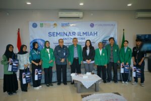 Read more about the article Seminar Ilmiah “Membangun Partisipasi Masyarakat Kampus Menuju Lingkungan Bersinar”