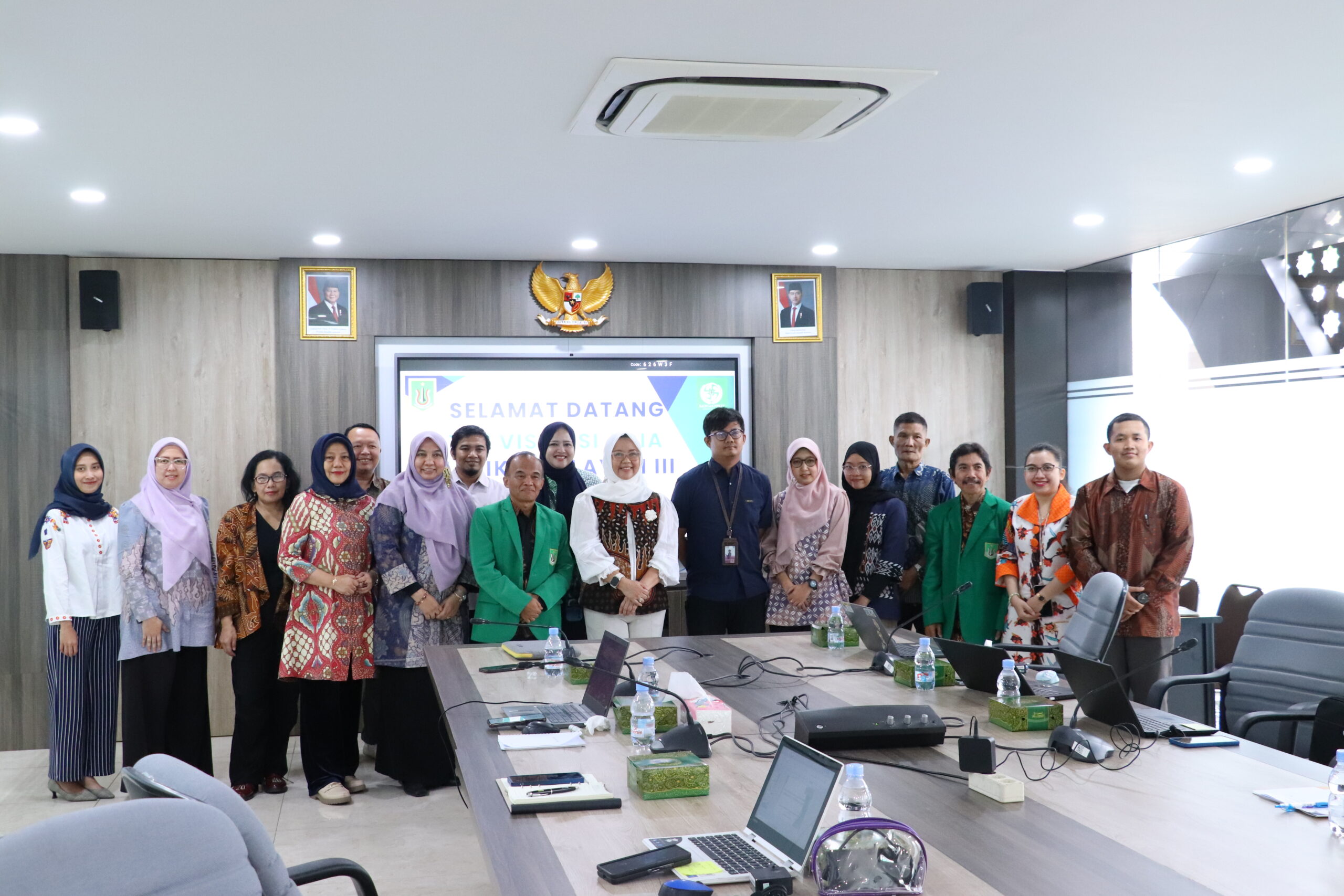 You are currently viewing Tim Visitasi ADIA LLDIKTI Wilayah III Tinjau Komdis dan Satgas PPKPT di Universitas Nasional